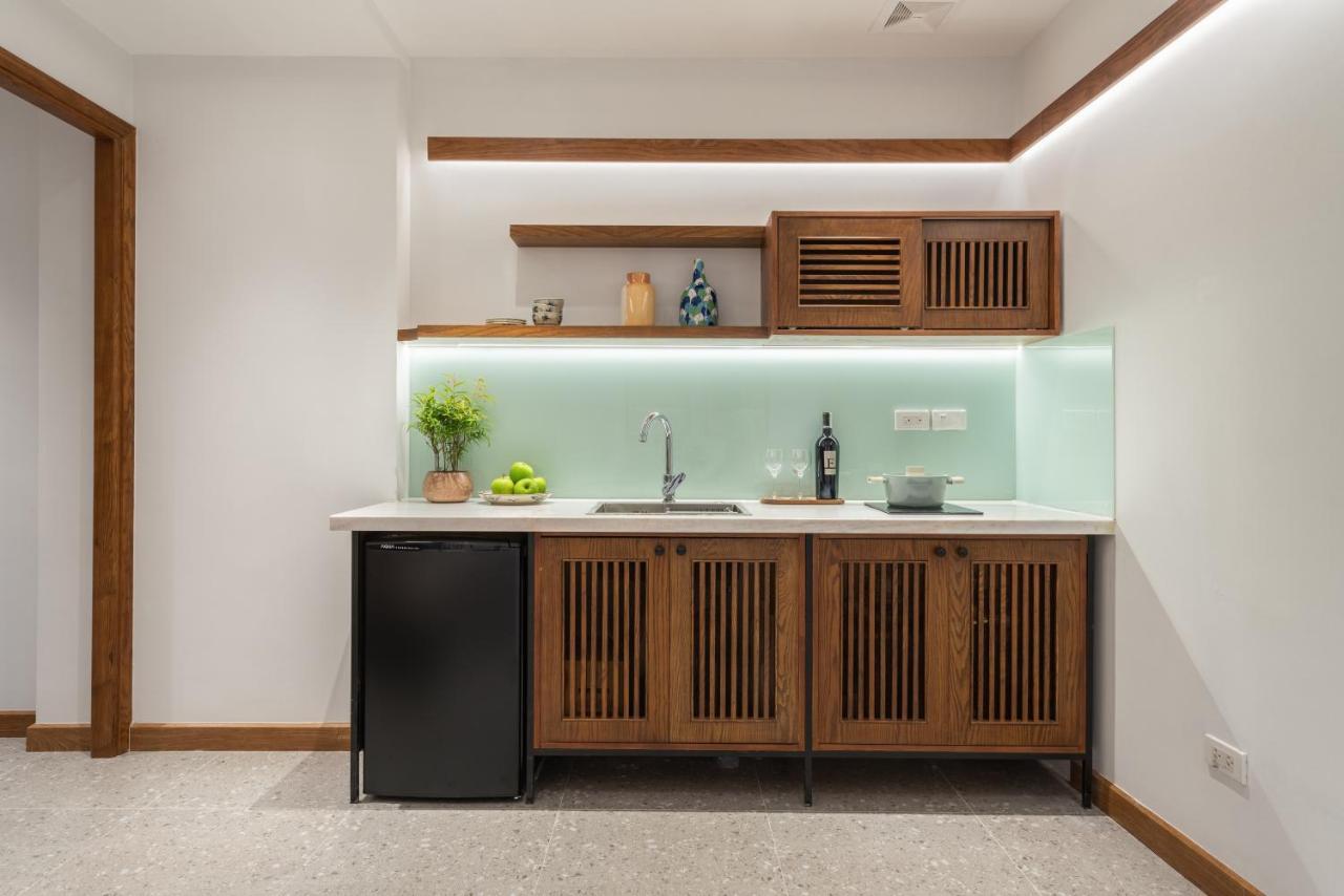 Le Parfum Apartment And Hotel Ханой Екстериор снимка