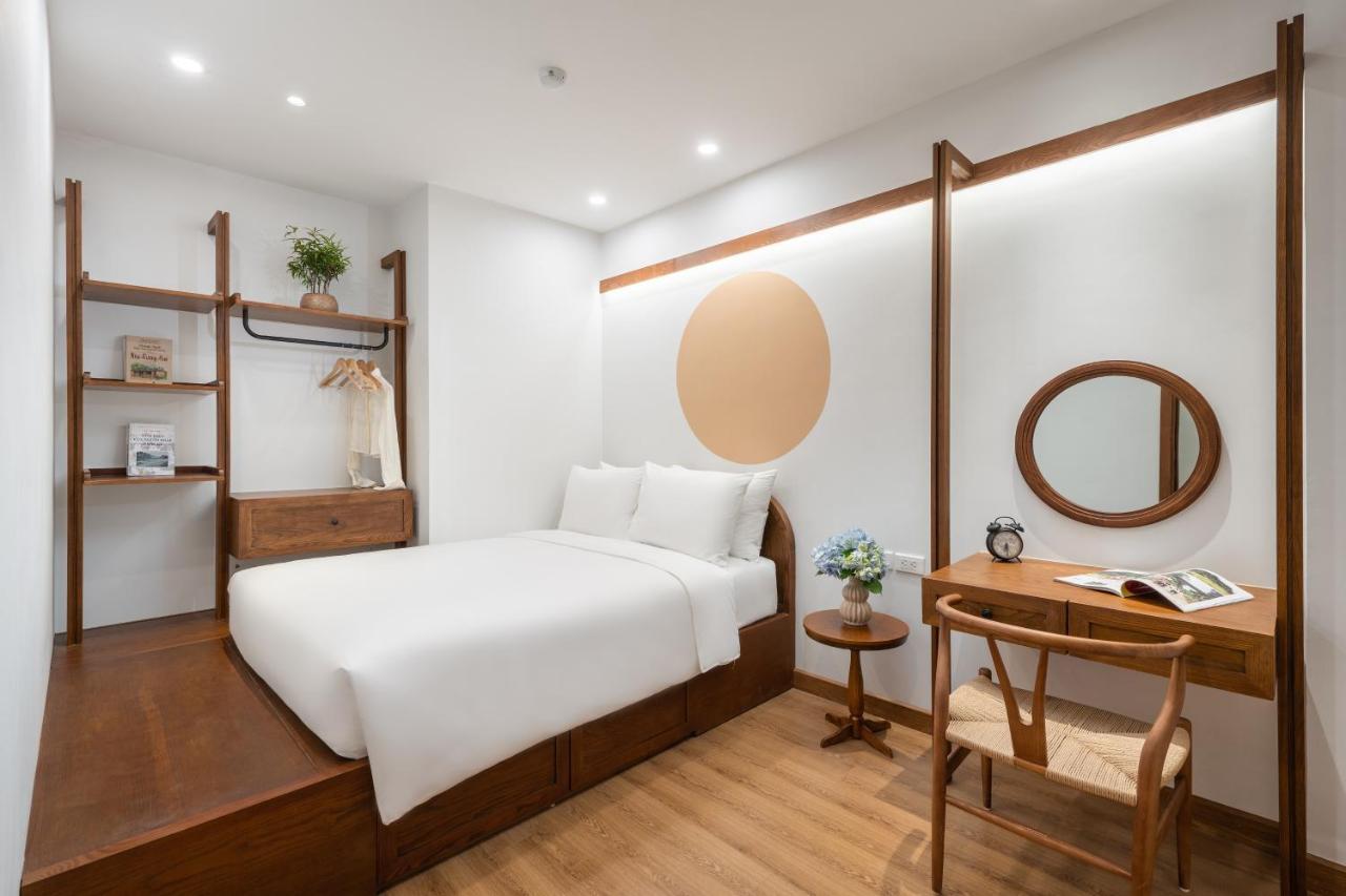 Le Parfum Apartment And Hotel Ханой Екстериор снимка
