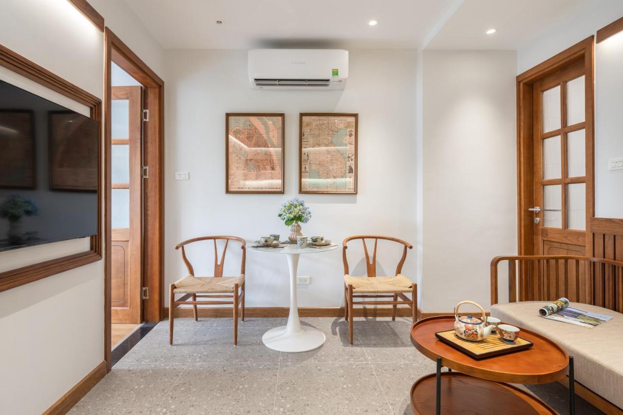 Le Parfum Apartment And Hotel Ханой Екстериор снимка