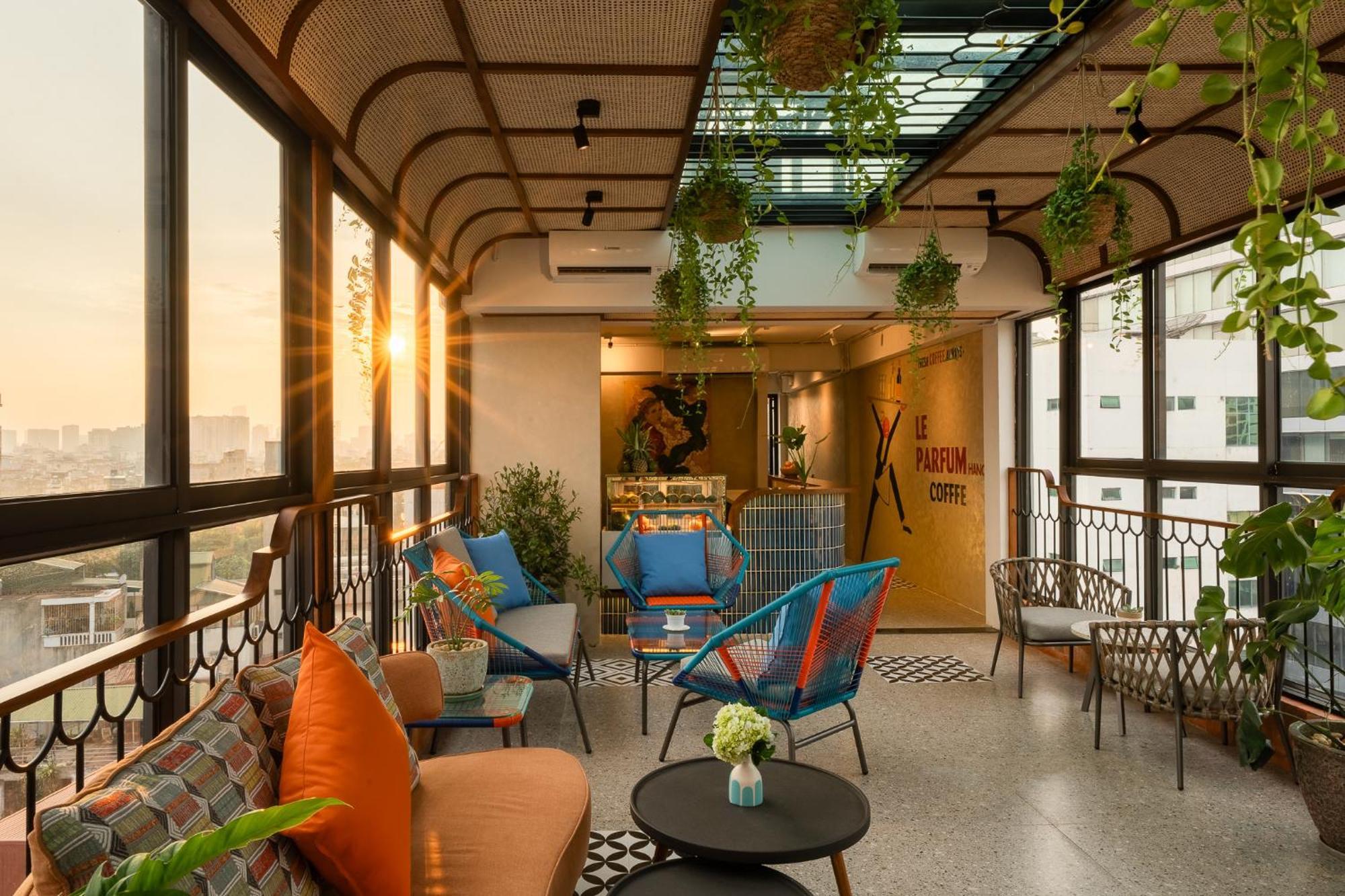 Le Parfum Apartment And Hotel Ханой Екстериор снимка