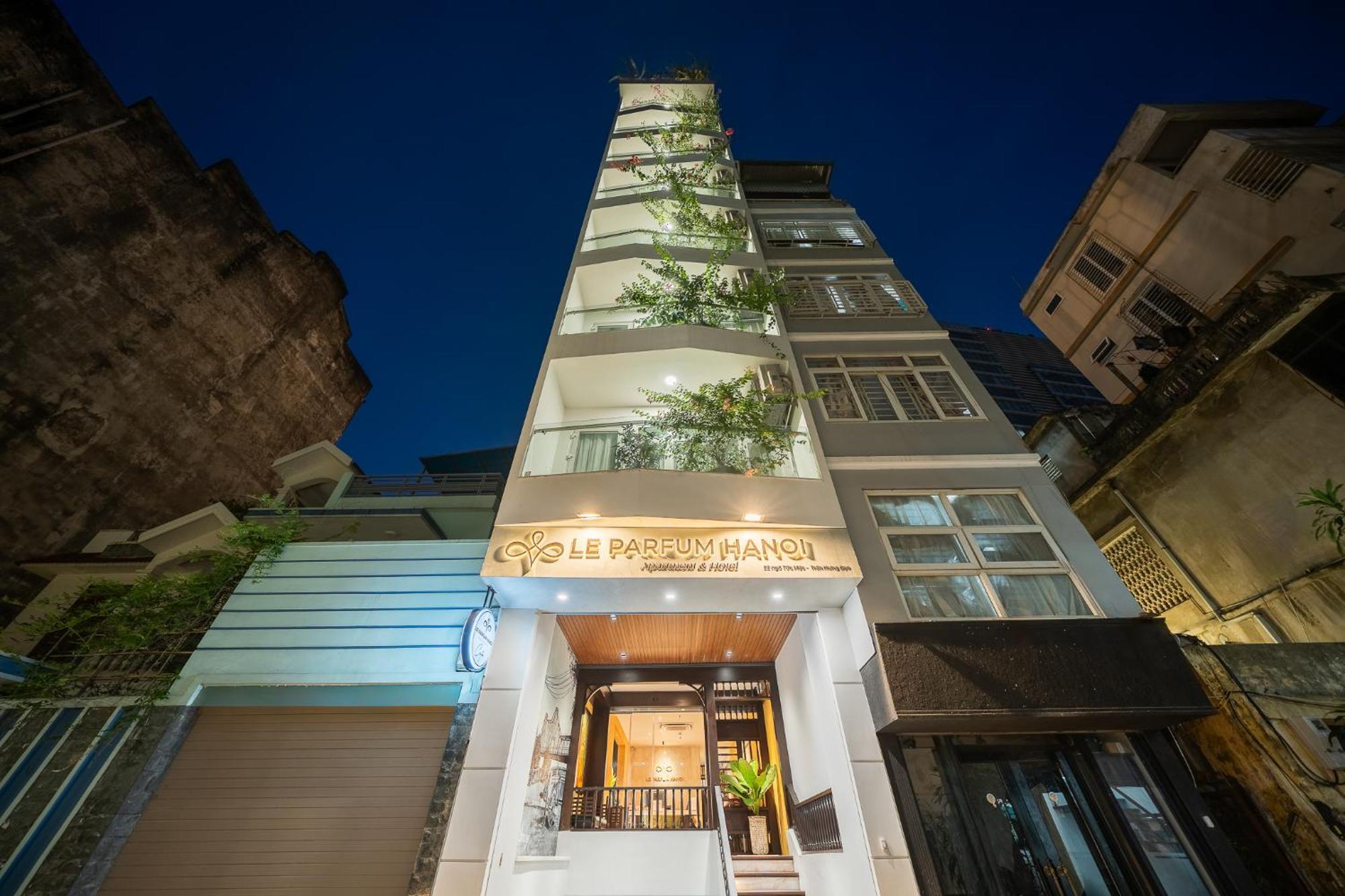 Le Parfum Apartment And Hotel Ханой Екстериор снимка