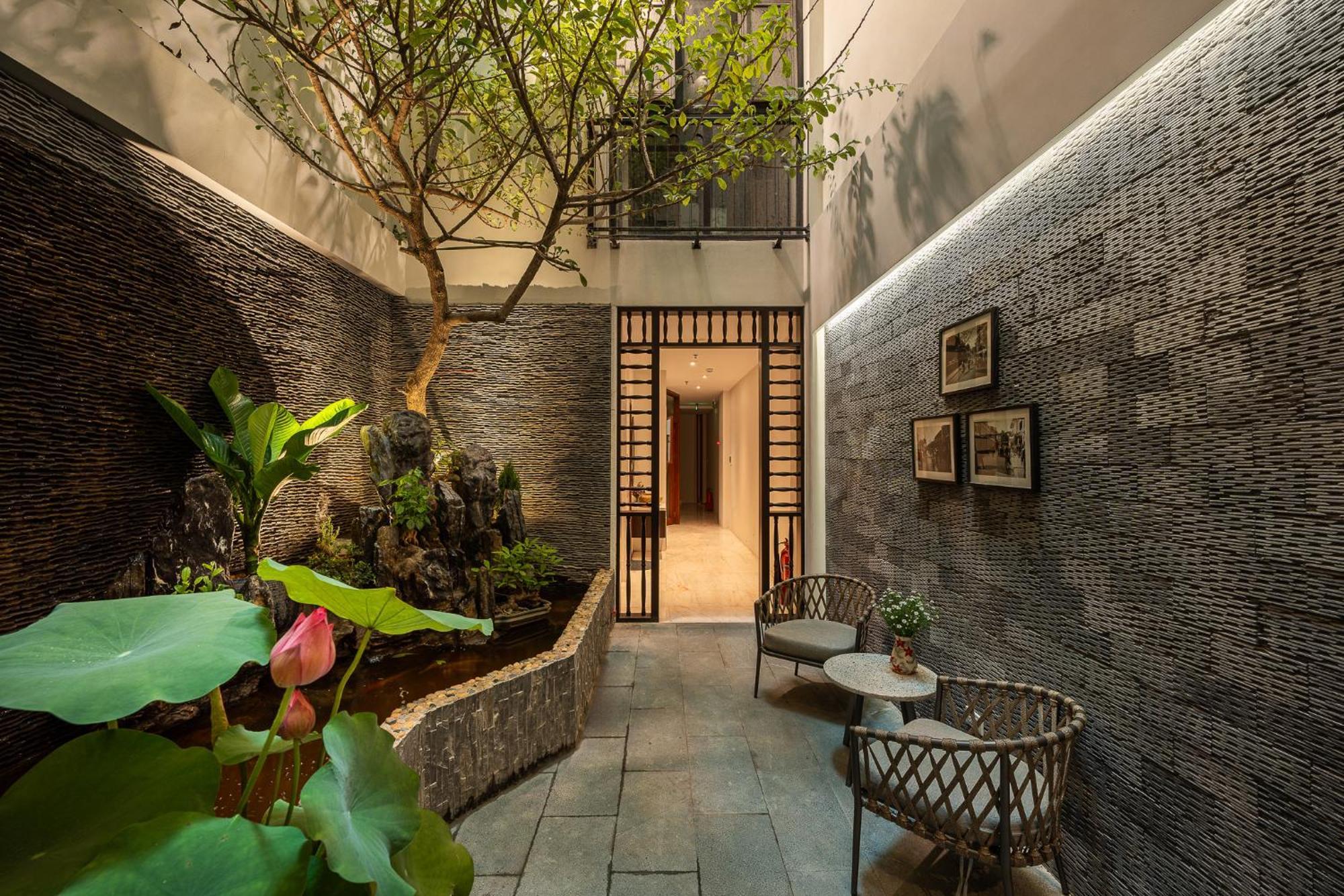 Le Parfum Apartment And Hotel Ханой Екстериор снимка