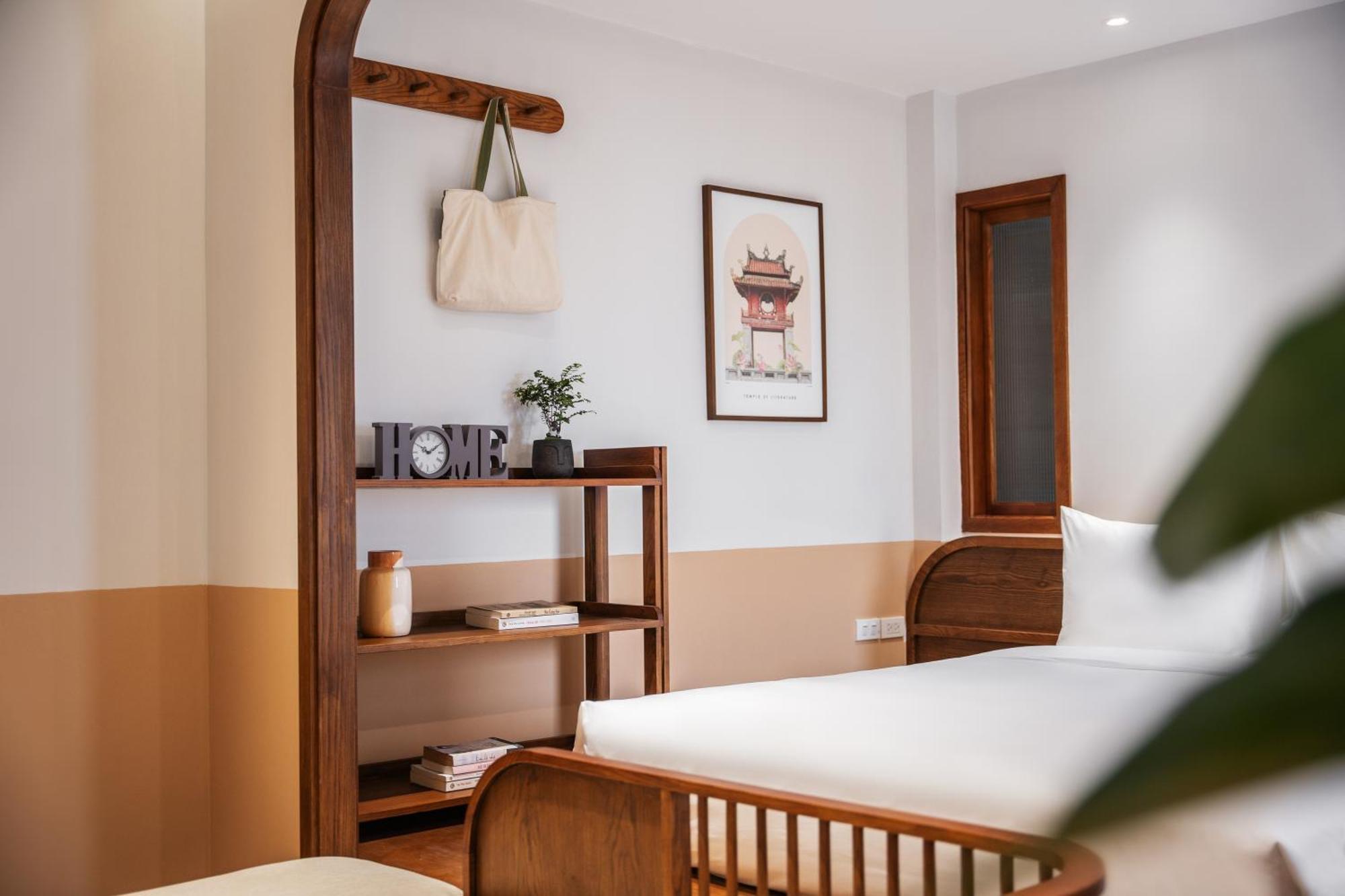 Le Parfum Apartment And Hotel Ханой Екстериор снимка